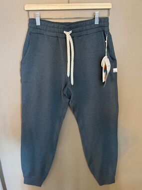 Vuori Performance Jogger - NWT